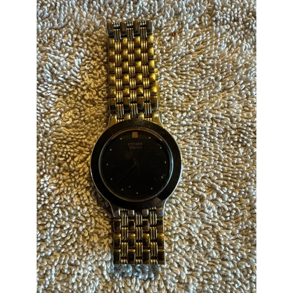 Citizen Quartz Dress Watch Black Dial Gold Tone Bracelet Men's Classic
